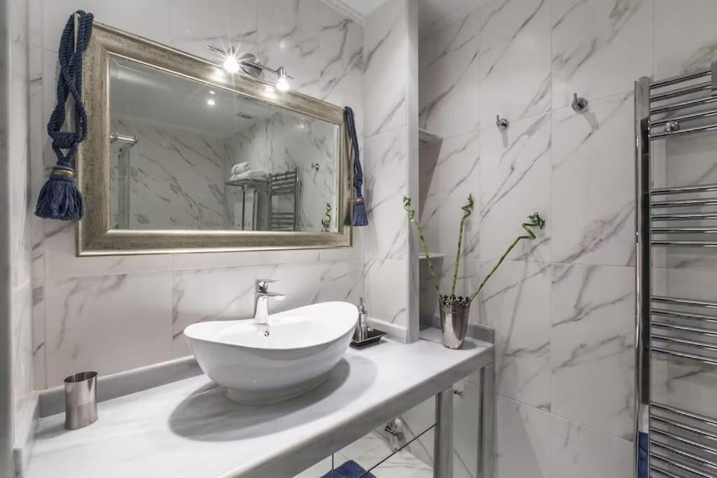 Luxury Acropolis View Duplex Penthouse In Thiseio 155m2 * Athens